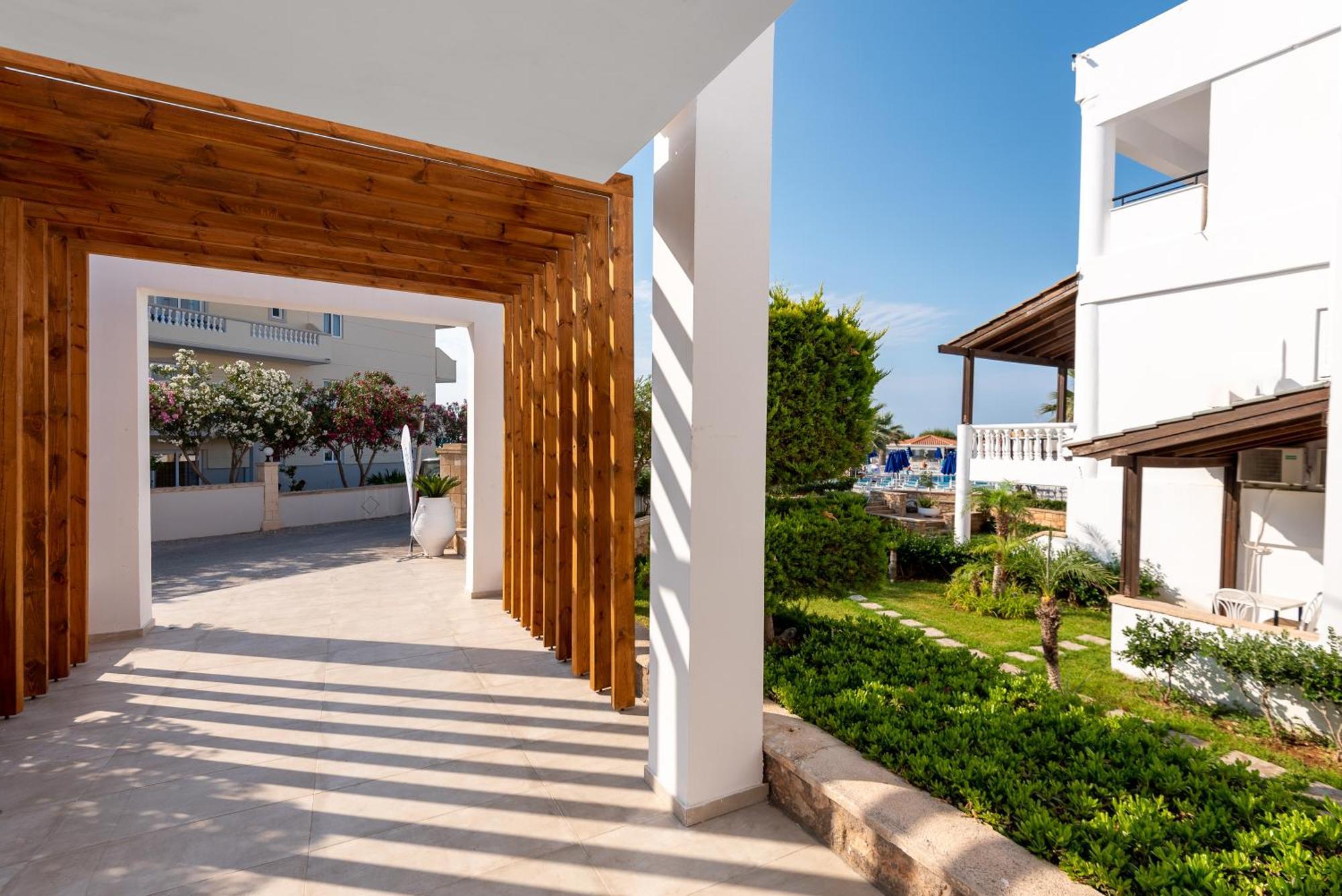 Elvita Beach Hotel Kiotari Bagian luar foto